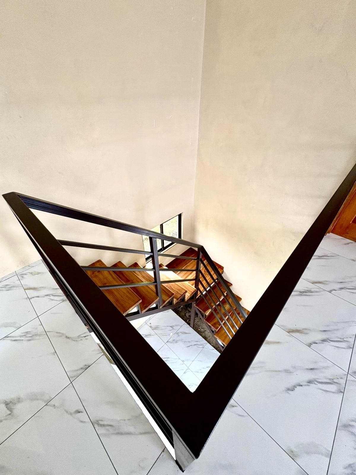 Modern New Build Overlooking Lake Arenal - Walkable to Downtown Nuevo Arenal, photo 8