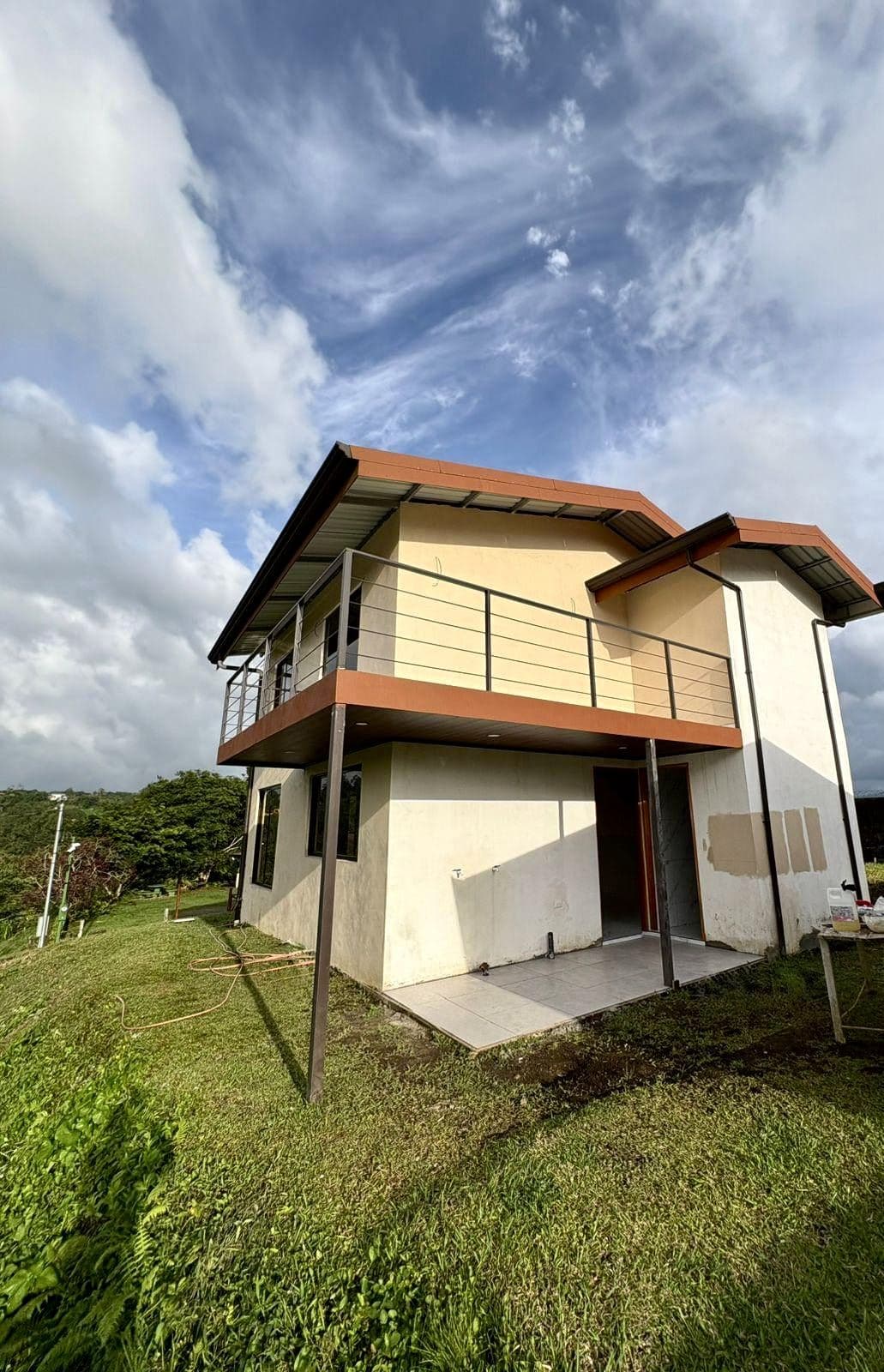 Modern New Build Overlooking Lake Arenal - Walkable to Downtown Nuevo Arenal, photo 3