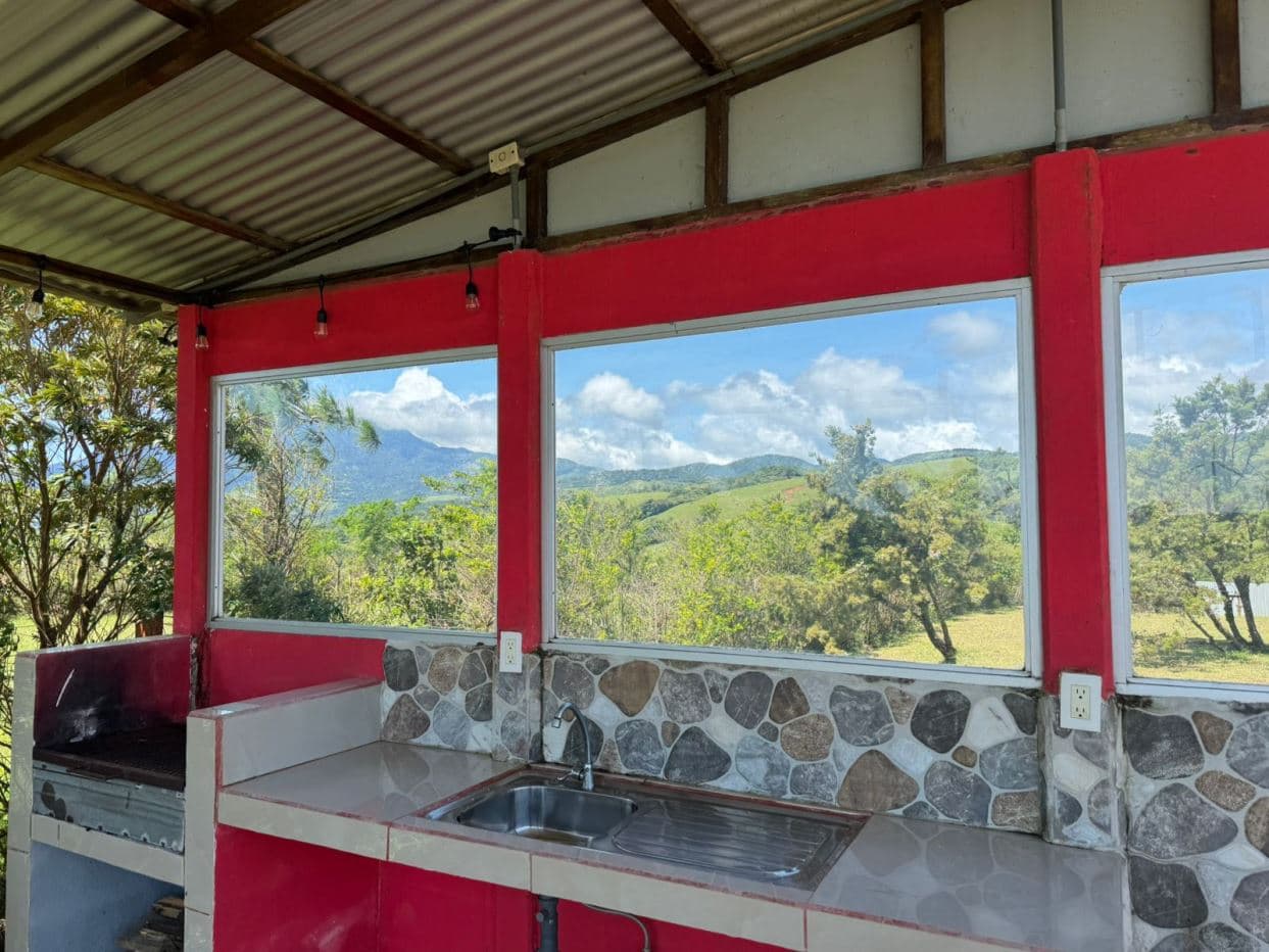 Modern Cabin on Huge Property in Tilaran near Lake Arenal Costa Rica for Sale, photo 3