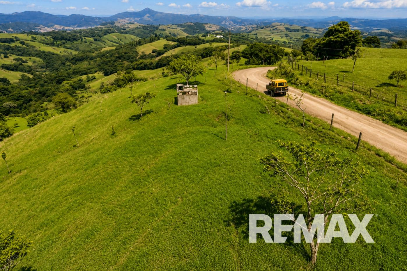 Cattle ranch near Lake Arenal, photo 14
