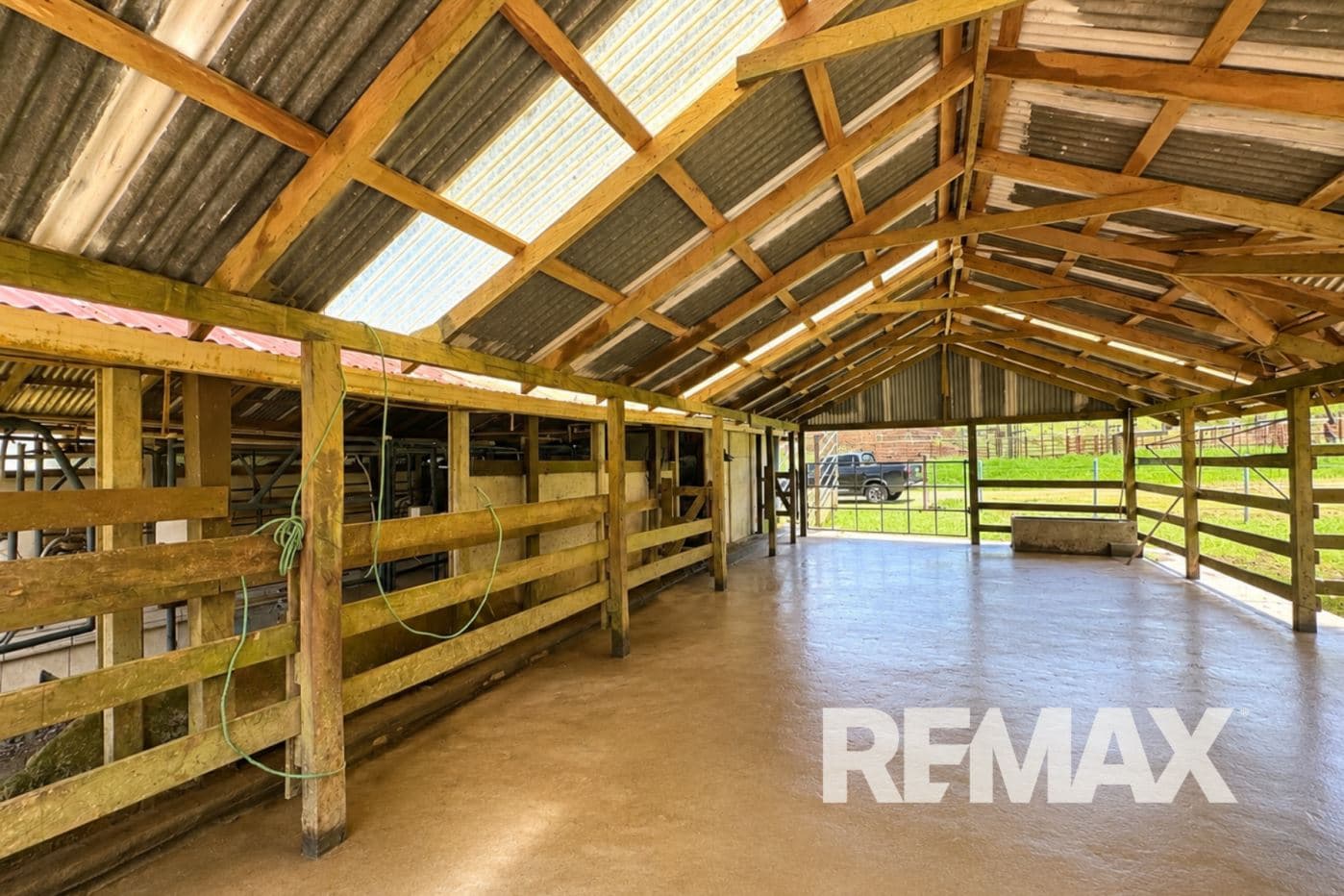 Cattle ranch near Lake Arenal, photo 19