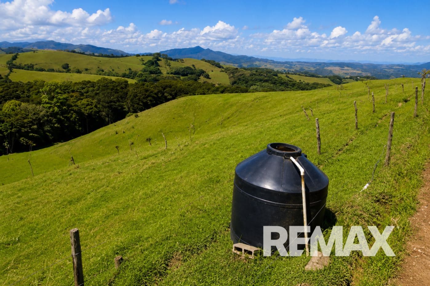 Cattle ranch near Lake Arenal, photo 9
