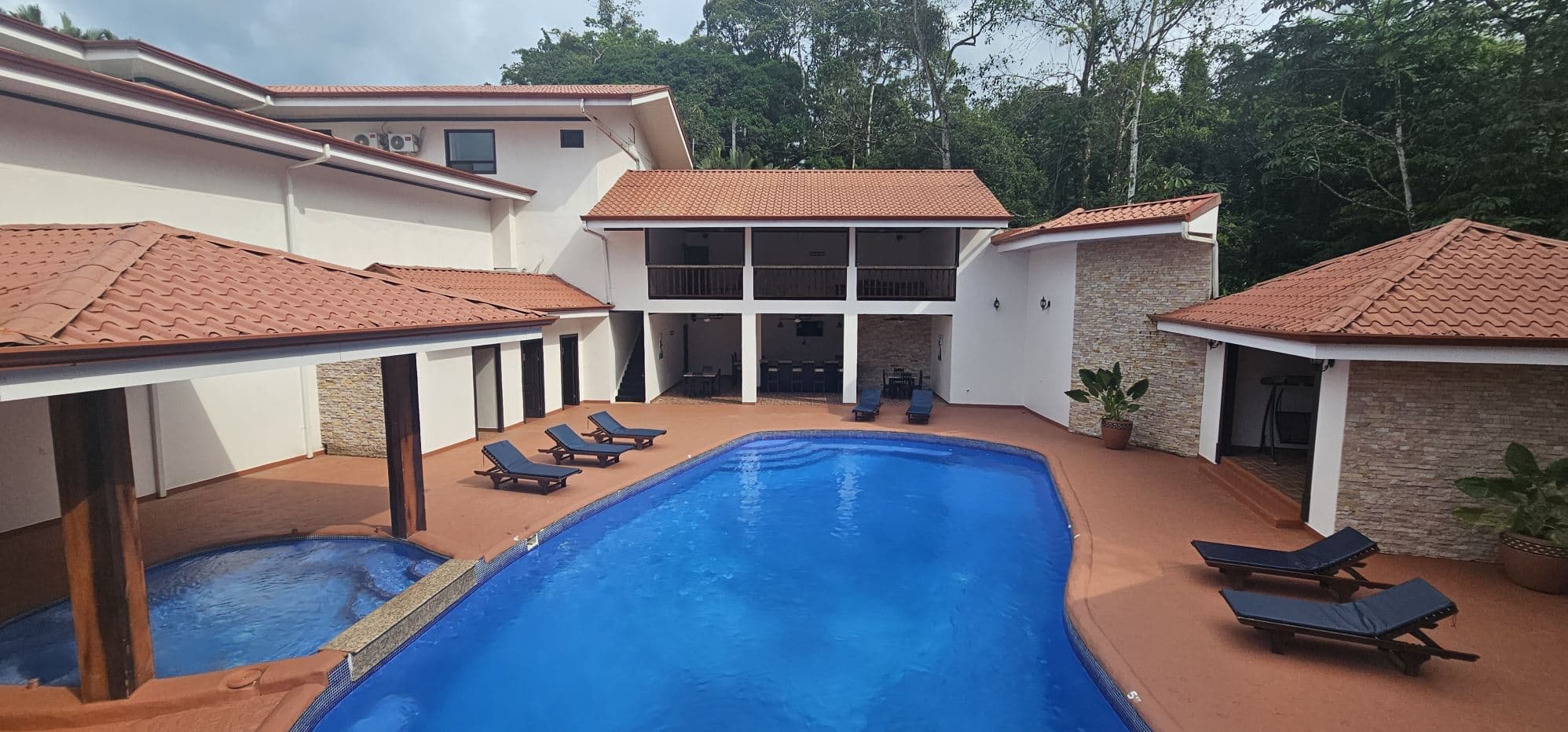 Luxury Riverfront Condo Retreat in Chachagua – Minutes from La Fortuna & Arenal, photo 3