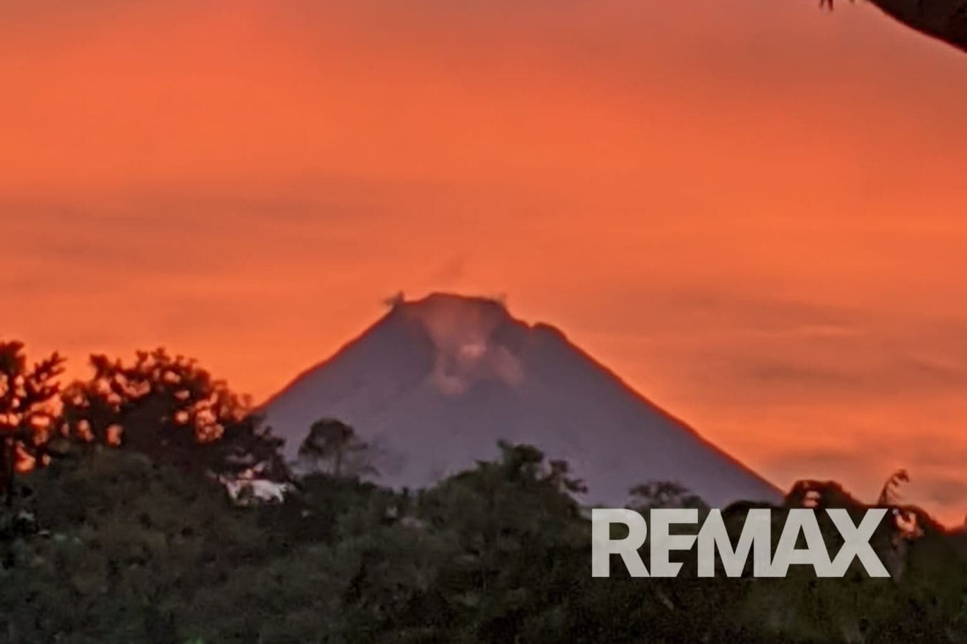 17-Acre Estate with Pool, Guest House & Income Potential Near La Fortuna, photo 11