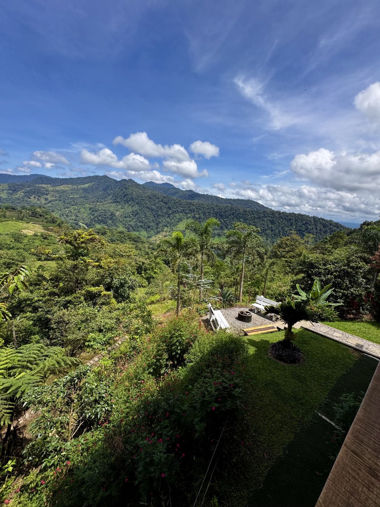 Rustic-Modern Paradise with Pool and Stunning Views, photo 25