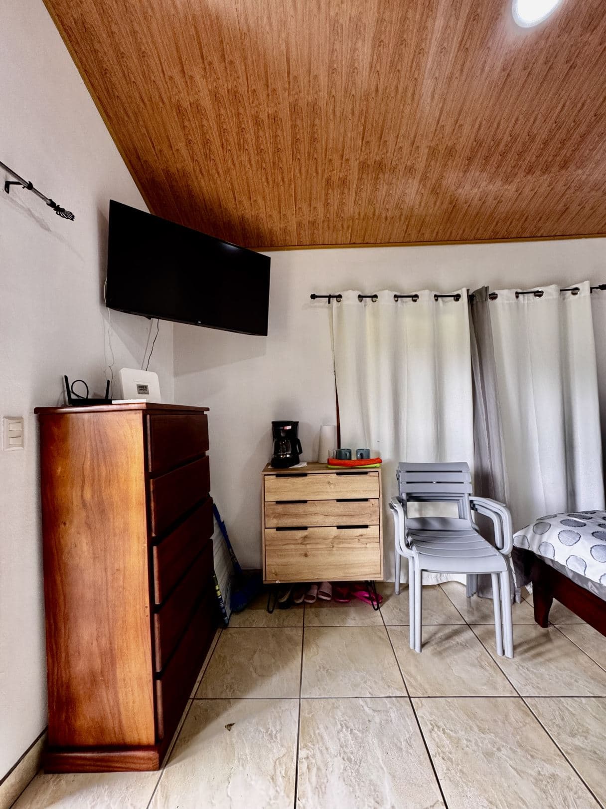For Sale Eco-Friendly Cabin Surrounded by Nature 40 Minutes from La Fortuna, photo 3