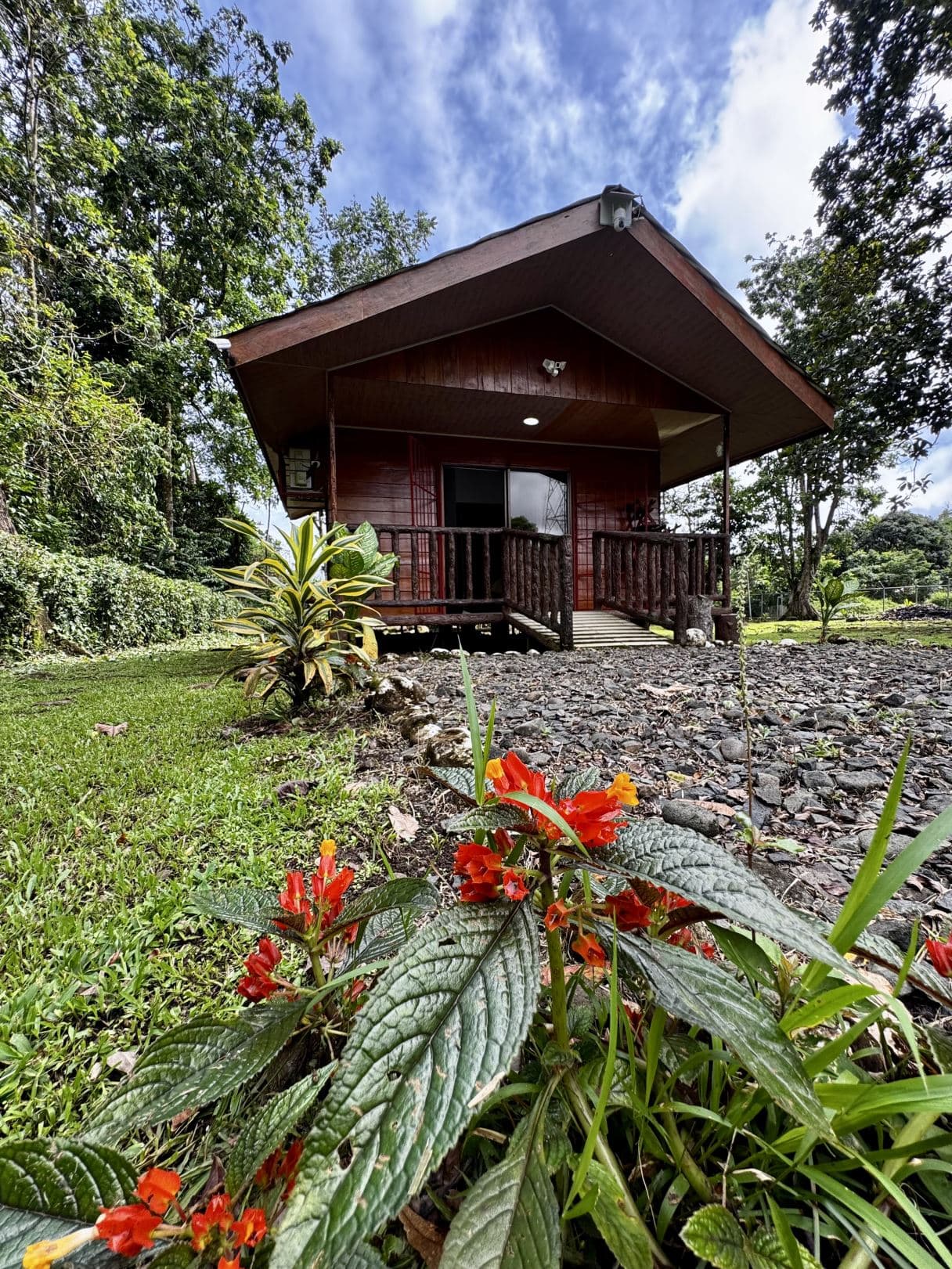 For Sale Eco-Friendly Cabin Surrounded by Nature 40 Minutes from La Fortuna, photo 2