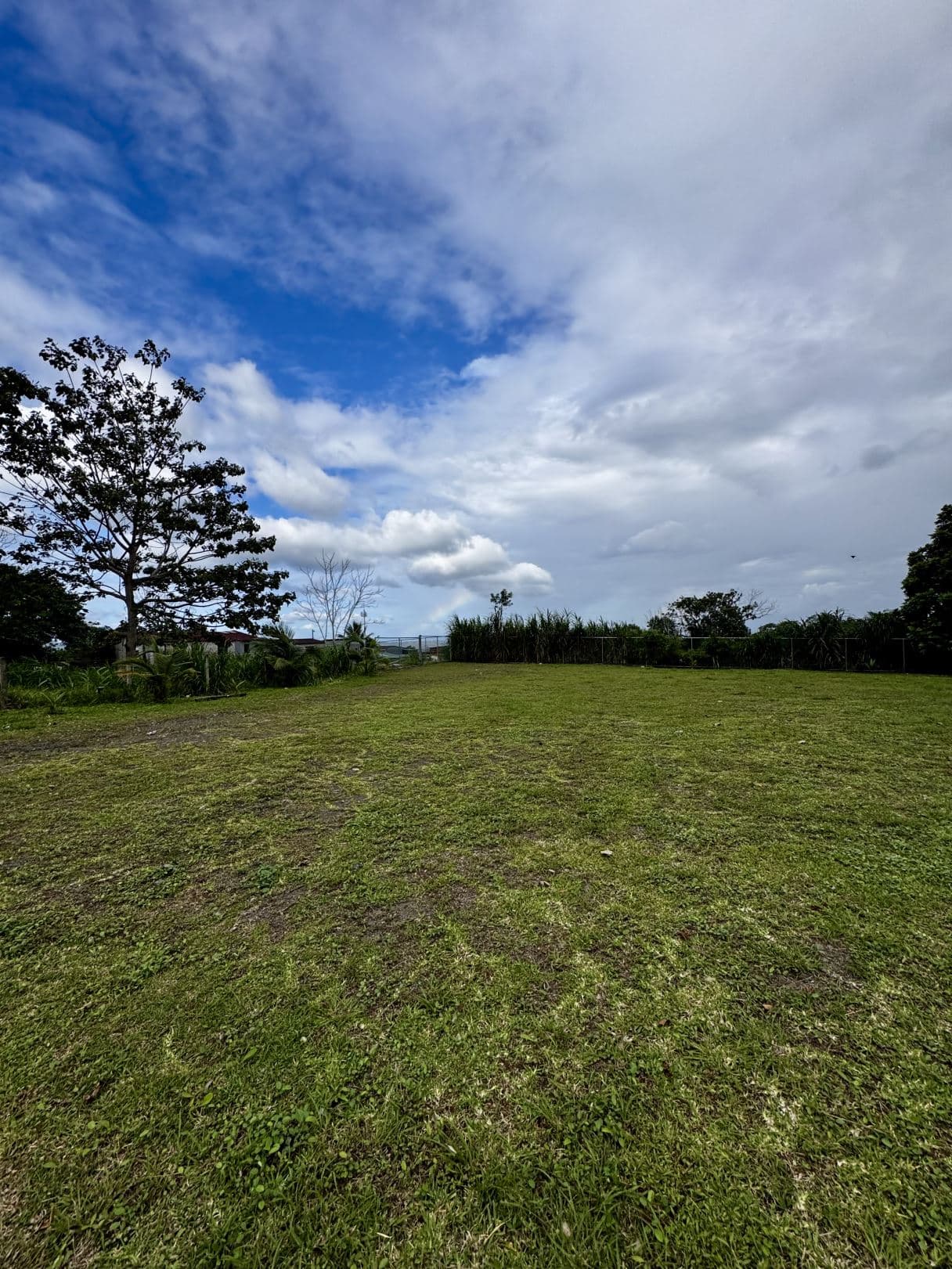 Land for Sale in Downtown La Fortuna with Direct Arenal Volcano View – 5,832 m² | $479,000, photo 3