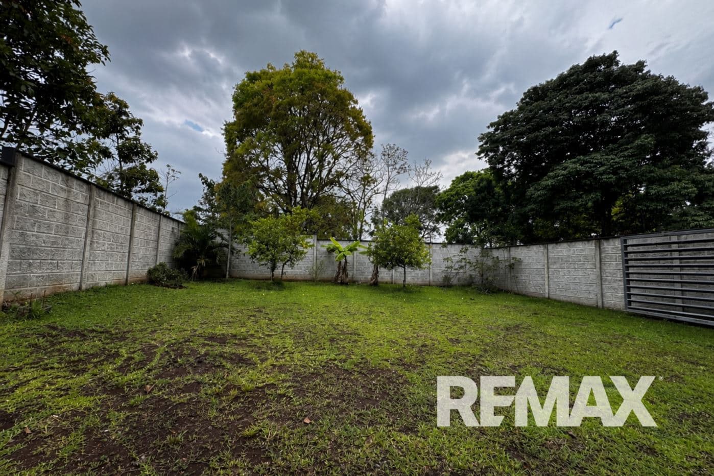 Modern Villa for Sale in La Tigra near La Fortuna, photo 16