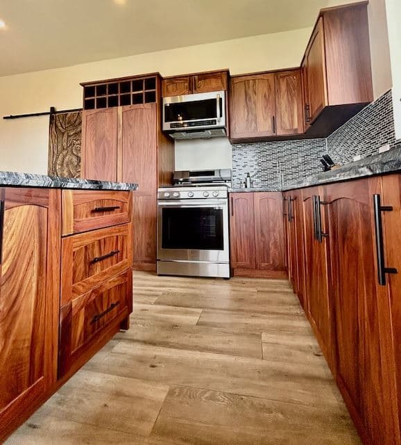 Turnkey Lakefront Home with Private Access, Expansion Potential, and Strong Rental Appeal in Nuevo Arenal, photo 7