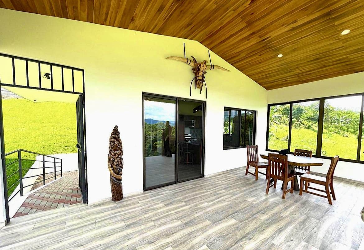 Turnkey Lakefront Home with Private Access, Expansion Potential, and Strong Rental Appeal in Nuevo Arenal, photo 17