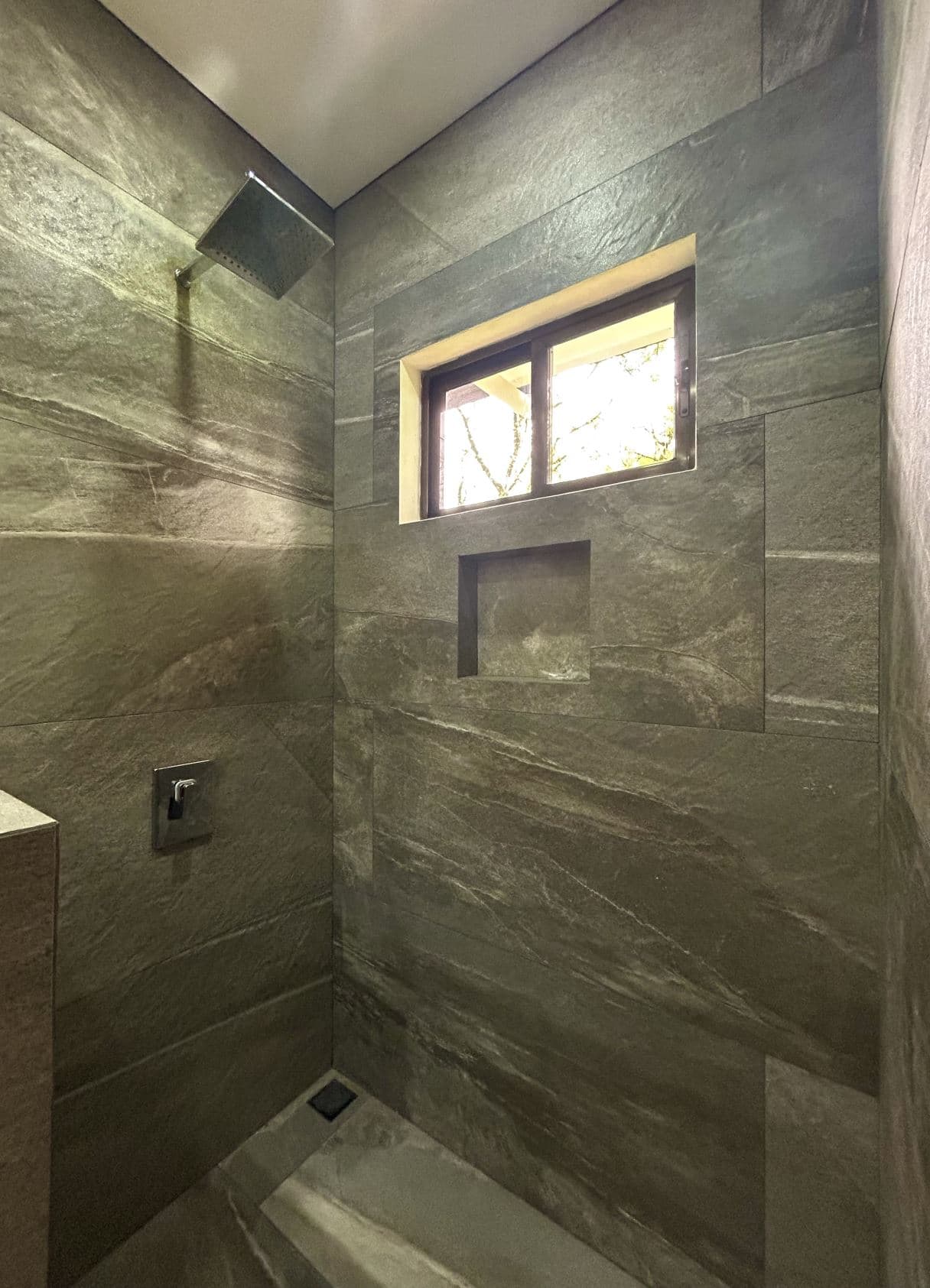 Modern Comfort Meets Small Town Charm- 2 Bedroom Renovated Home in Lake Arenal - SELLER FINANCING!, photo 11