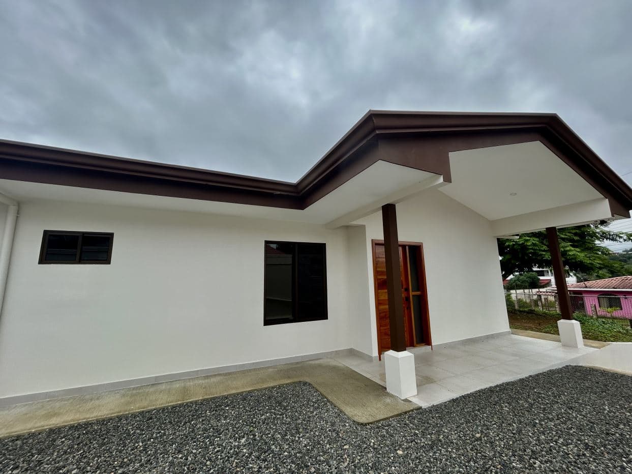 Modern Comfort Meets Small Town Charm- 2 Bedroom Renovated Home in Lake Arenal - SELLER FINANCING!, photo 19