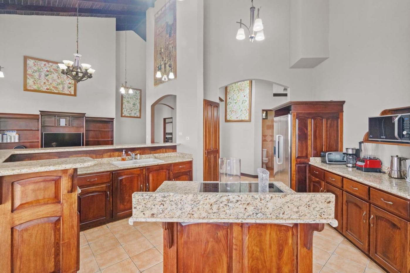 Refined Estate Living in Parcelas de Monseñor, Tilarán, Guanacaste, Costa Rica - Privacy, Views & Endless Potential, photo 4