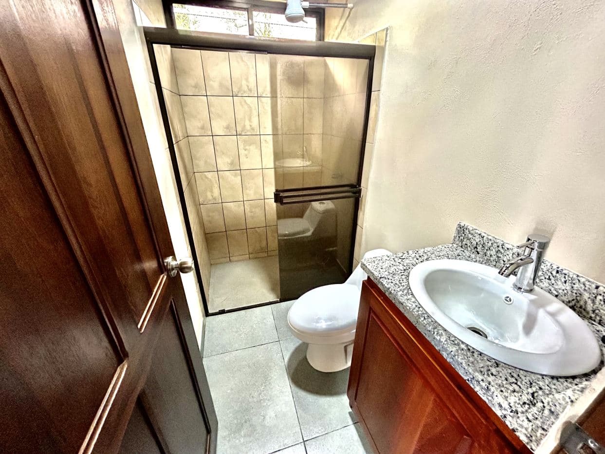 Renovated & Modern 2 Bedroom Home in Nuevo Arenal - Great Starter, Rental or Retirement Option with SELLER FINANCING!, photo 13