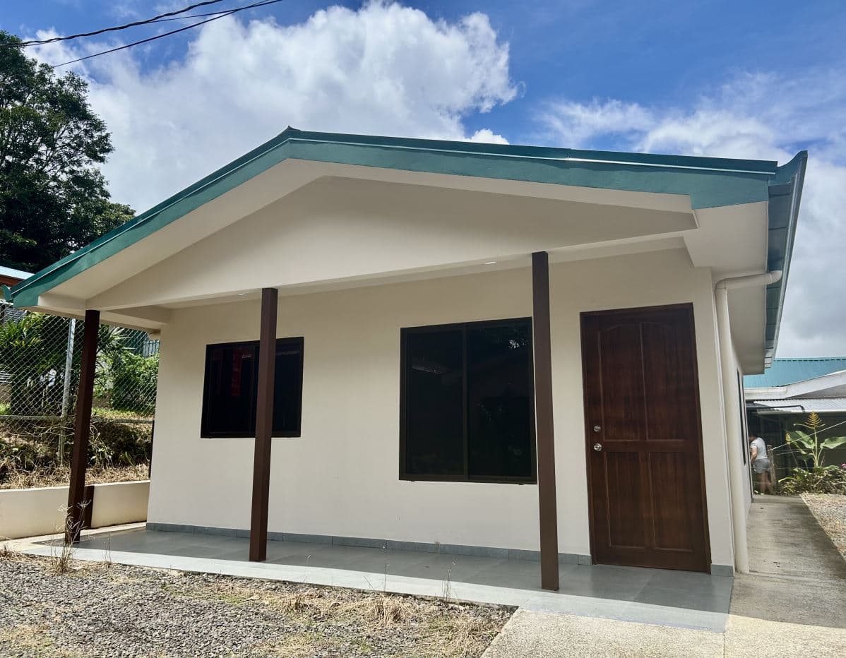Renovated & Modern 2 Bedroom Home in Nuevo Arenal - Great Starter, Rental or Retirement Option with SELLER FINANCING!, photo 18