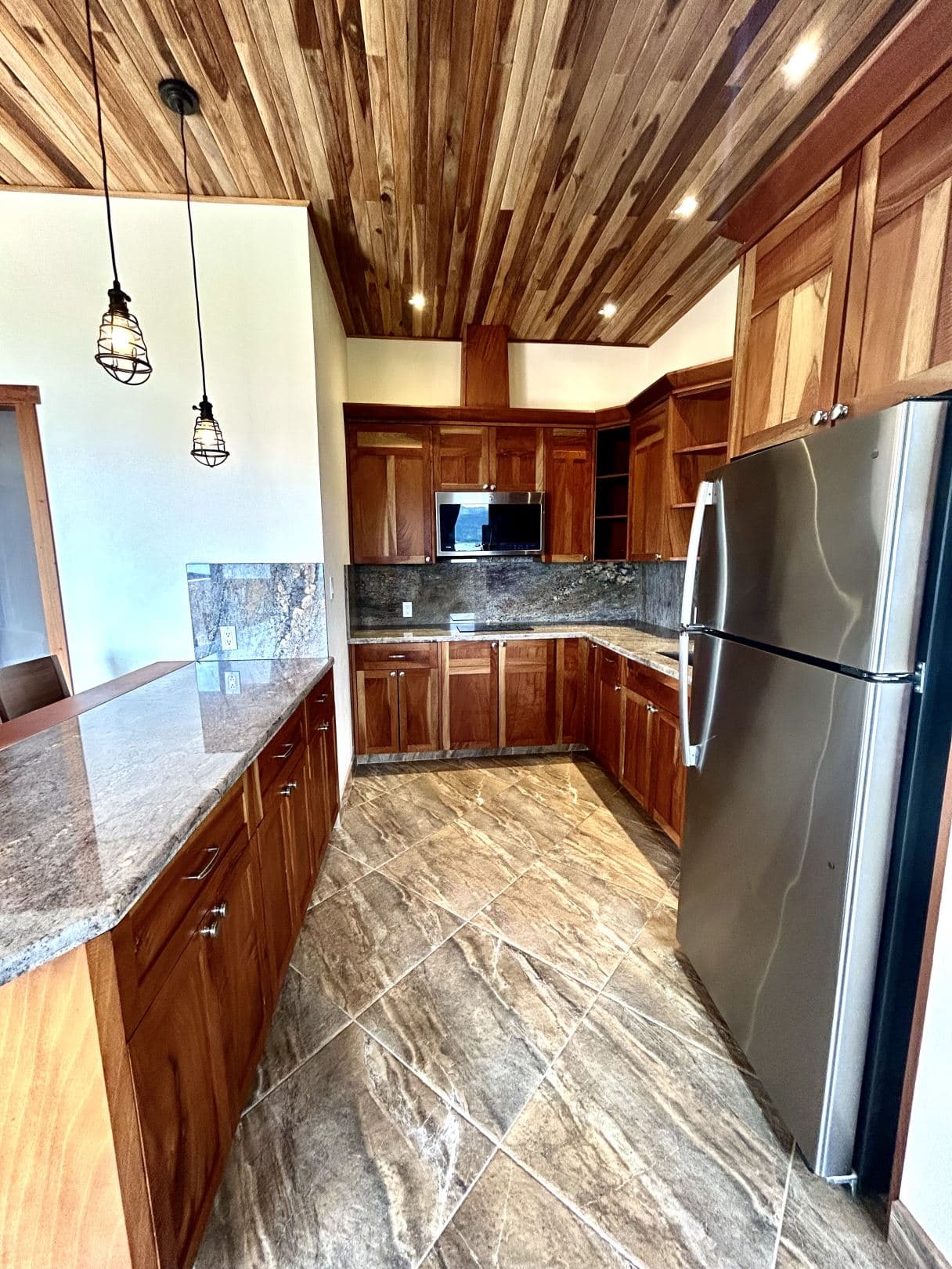 Luxury Lakefront Home with Guest Suite and Panoramic Lake Arenal Views - Lake Paradise Nuevo Arenal, photo 30