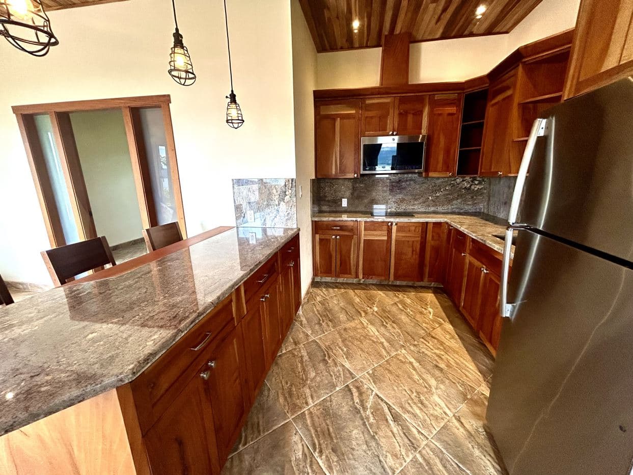 Luxury Lakefront Home with Guest Suite and Panoramic Lake Arenal Views - Lake Paradise Nuevo Arenal, photo 28