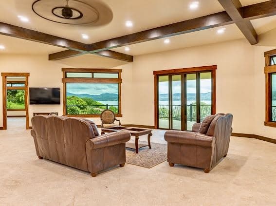 Villa Aurea: Distinguished Guanacaste Estate with Panoramic Views of the Iconic Arenal Volcano & Lake Arenal, photo 11