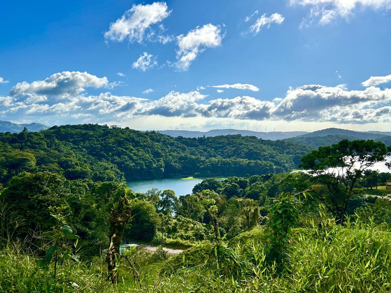 Charming Hillside Cottage on 1.4 Acres with Panoramic Lake Arenal Views and Development Potential, Guanacaste, Costa Rica, photo 2