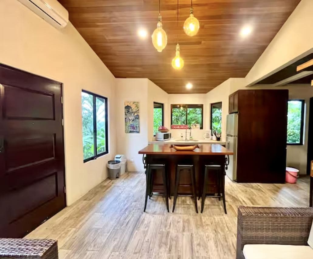 Modern Home in El Castillo with Arenal Lake & Volcano Views, Development Potential & 5-Star AirBnB Success, photo 5