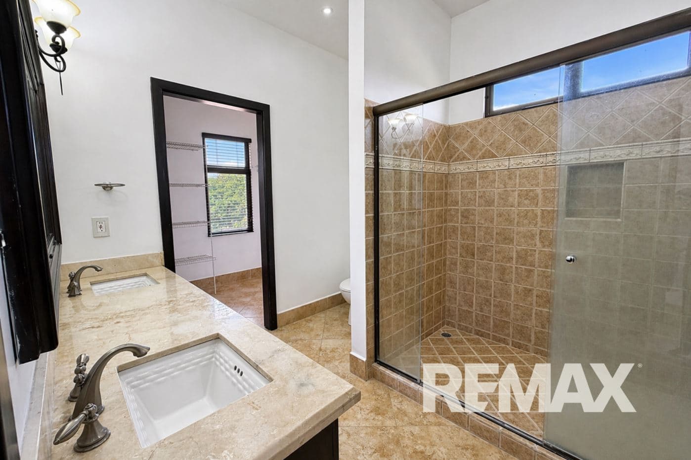 Panoramic Lake Arenal View 3 BR 3BA Home in Exclusive Gated Community with Pool, photo 21
