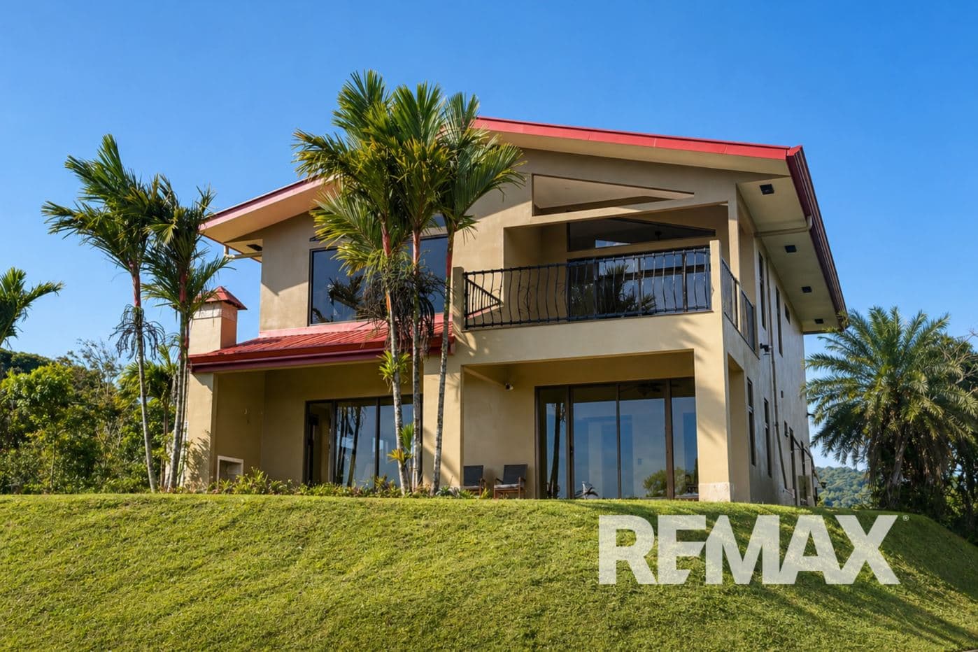 Panoramic Lake Arenal View 3 BR 3BA Home in Exclusive Gated Community with Pool, photo 30