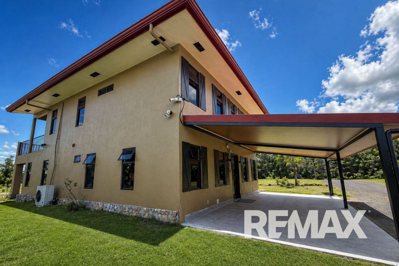 Panoramic Lake Arenal View 3 BR 3BA Home in Exclusive Gated Community with Pool, photo 27