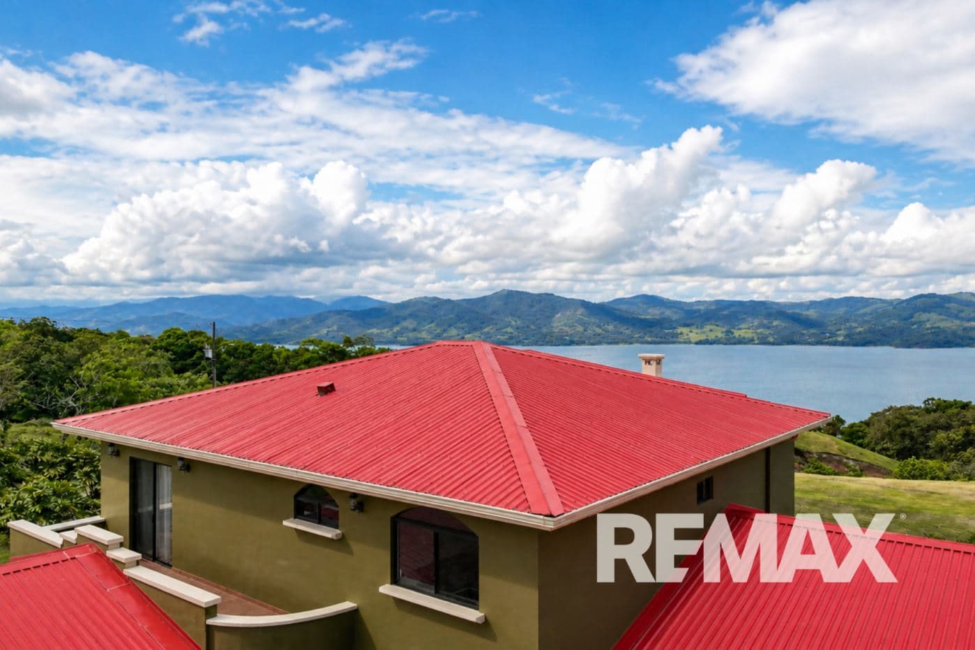 Lake Arenal Guanacaste Luxury Estate | 9 Bedrooms, Guest House, Infinity Pool & Workshop | Villa Alba Nueva, photo 34