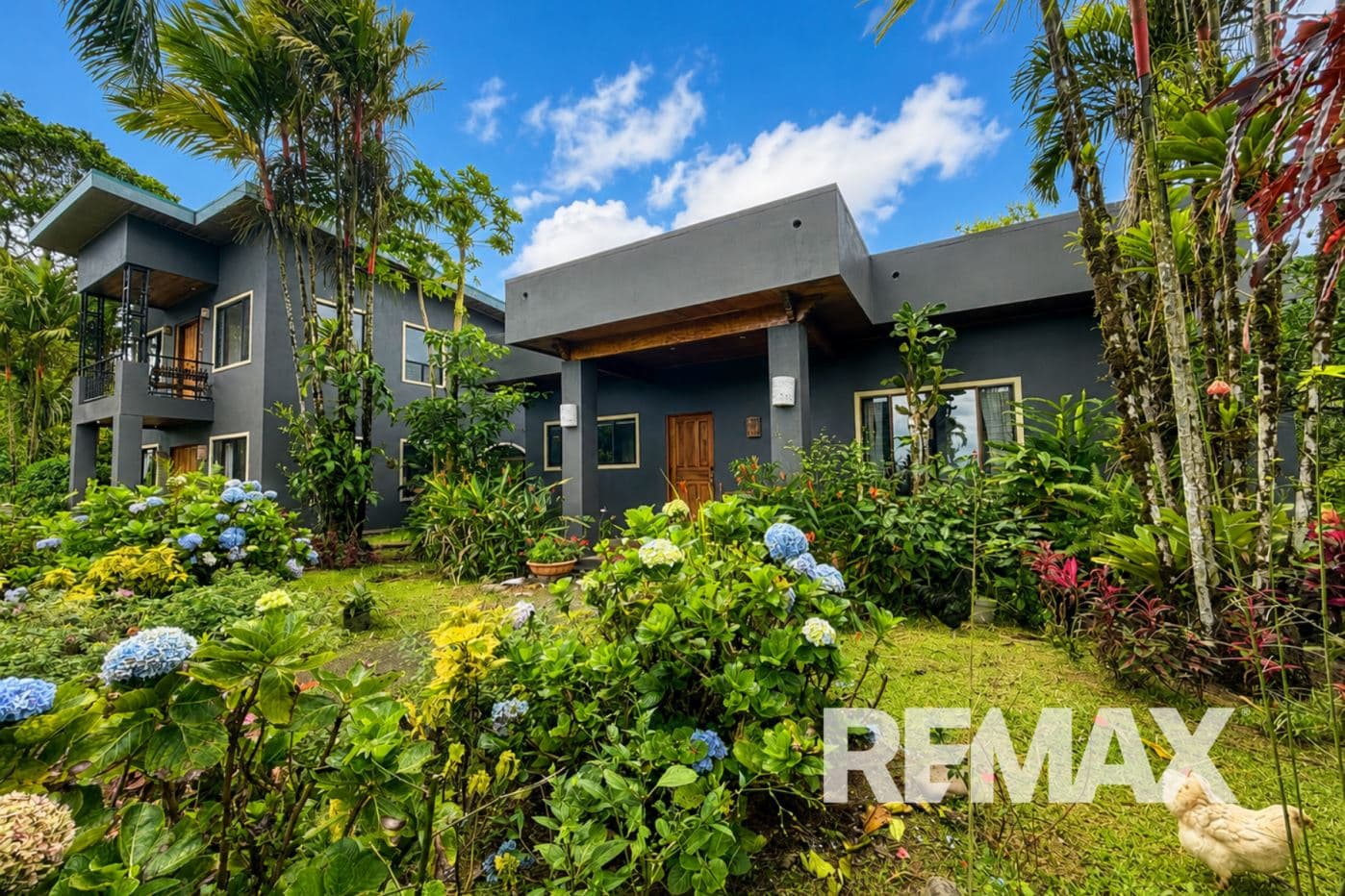 Private 15-Acre Lake Arenal Estate Backing onto Nature Reserve