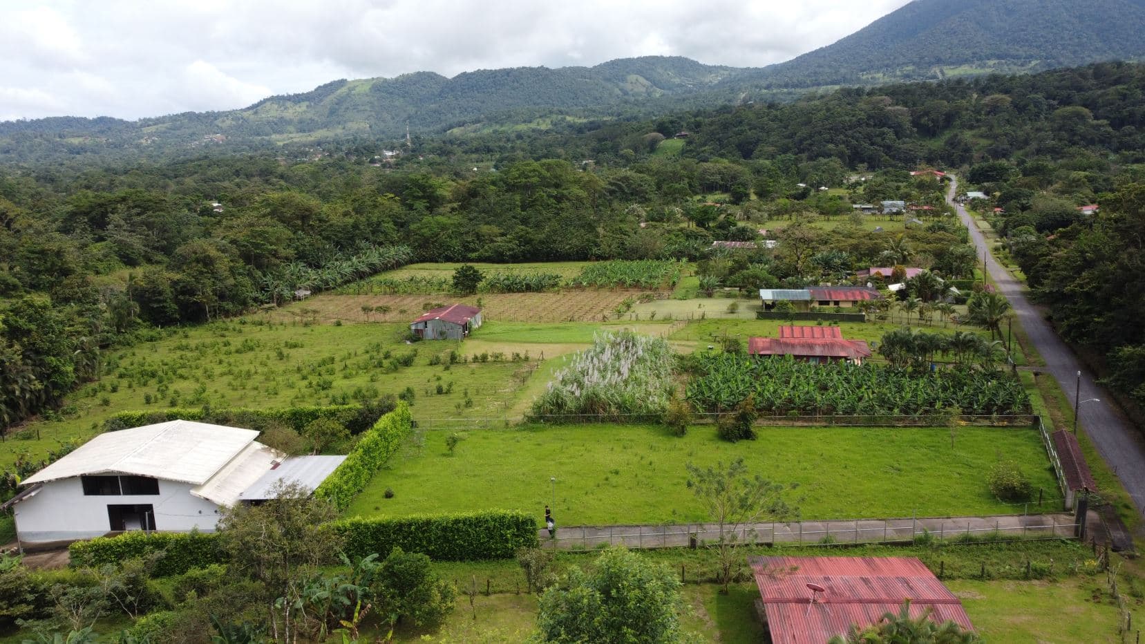 Quinta Bijagua Views of Tenorio Volcano