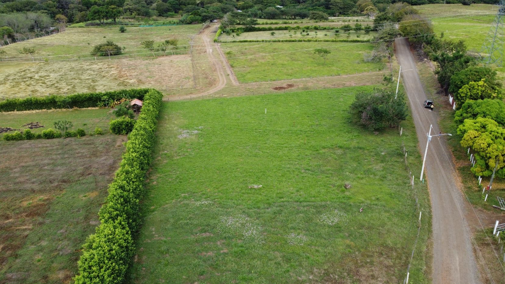 Lots for Sale –  1 km north of the National Production Council (CNP) warehouses, photo 4