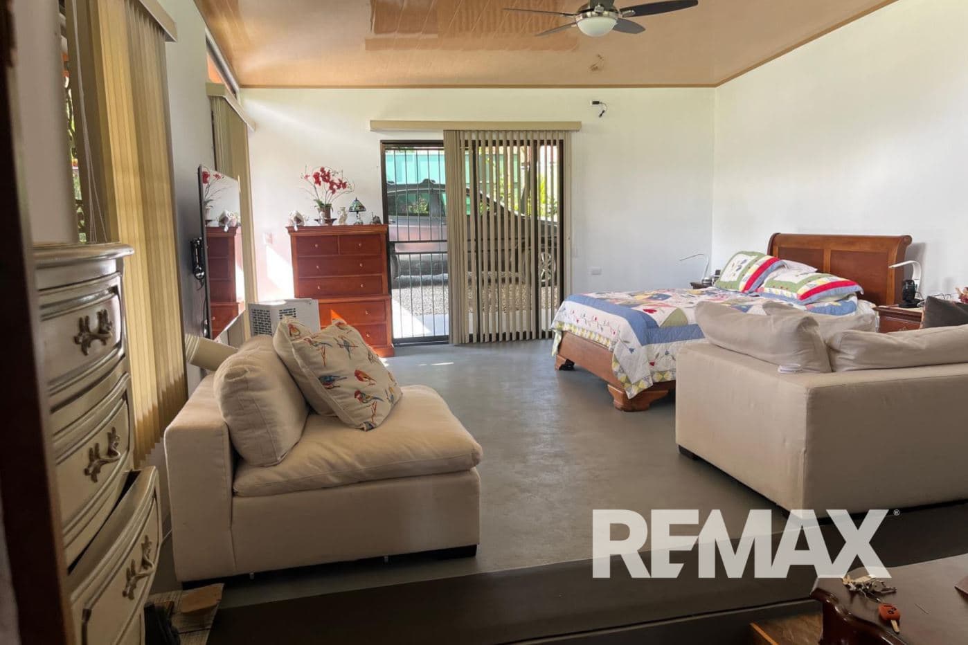 PRICE DROPPED $149K to $135K Tropical 3 bedroom 2 bathroom Private Oasis Near La Fortuna, photo 11