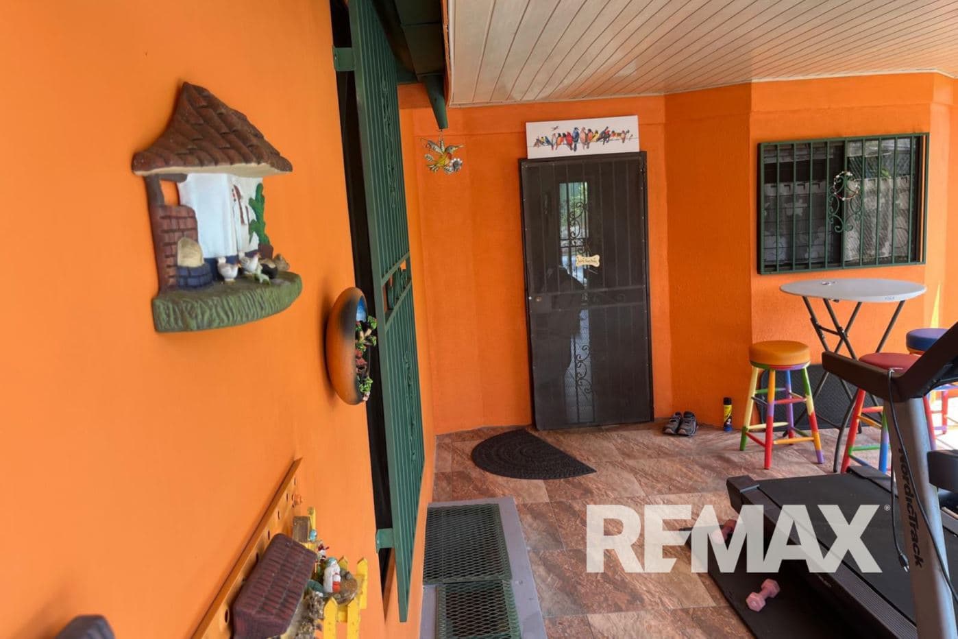 PRICE DROPPED $149K to $135K Tropical 3 bedroom 2 bathroom Private Oasis Near La Fortuna, photo 3