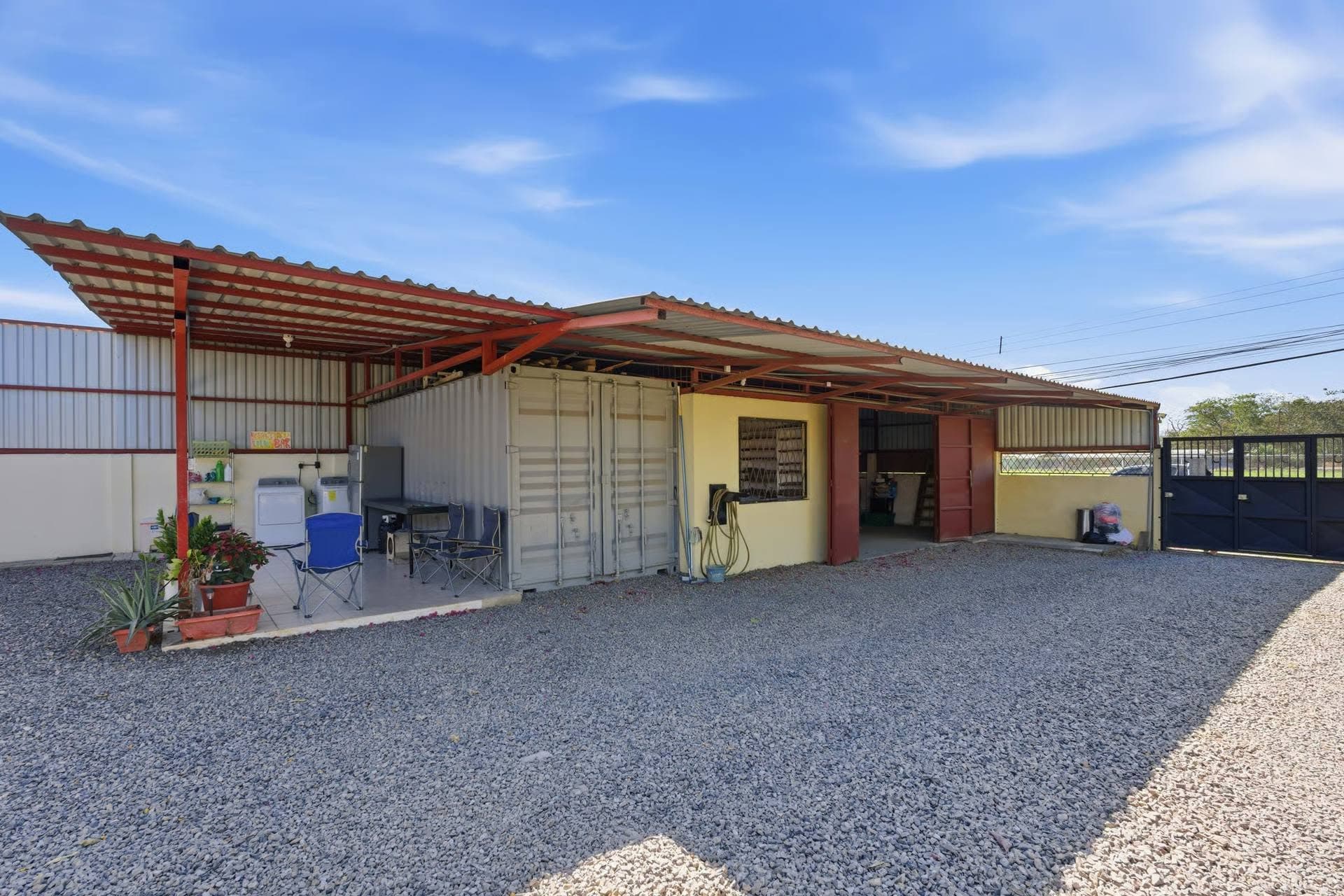Gated Income Property in the Middle of Sardinal, photo 30