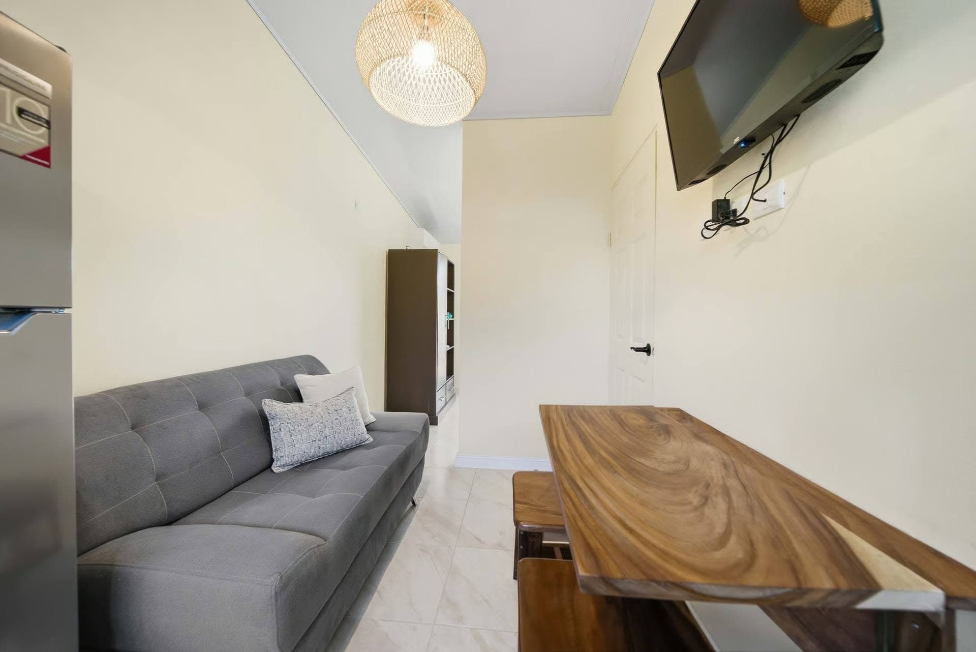 Gated Income Property in the Middle of Sardinal, photo 13