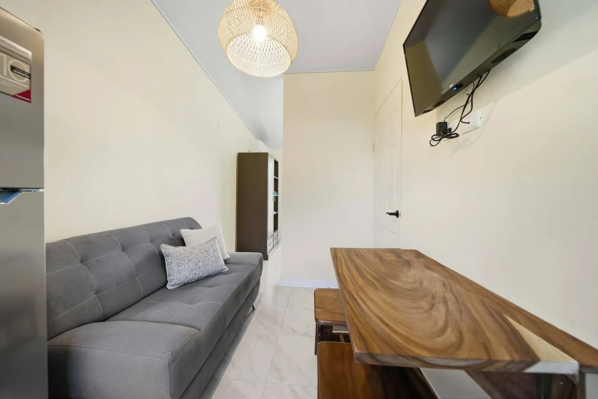 Gated Income Property in the Middle of Sardinal, photo 13