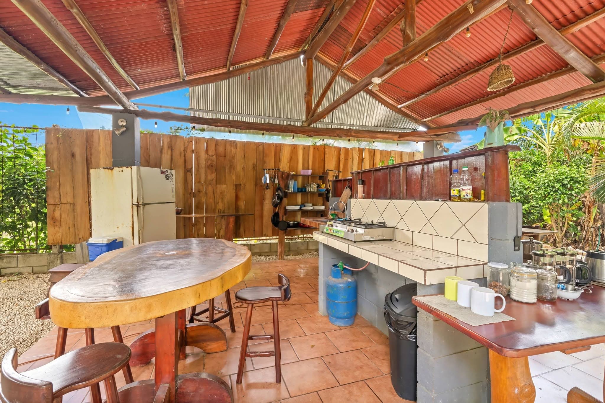 6 Unit Casada Opportunity - Pineapples!!, photo 7