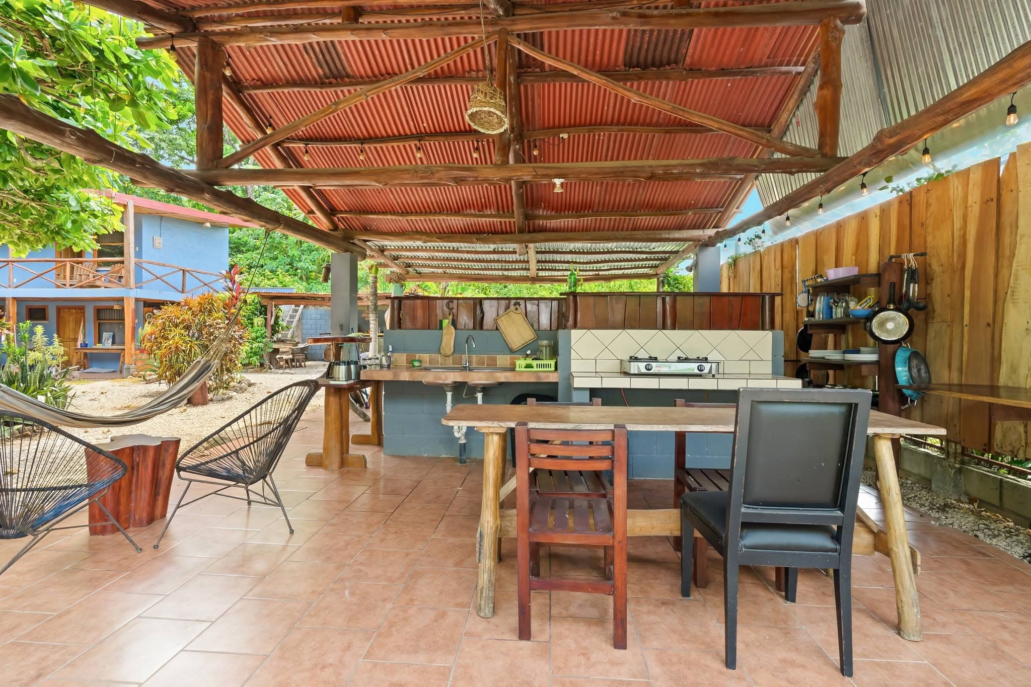 6 Unit Casada Opportunity - Pineapples!!, photo 8