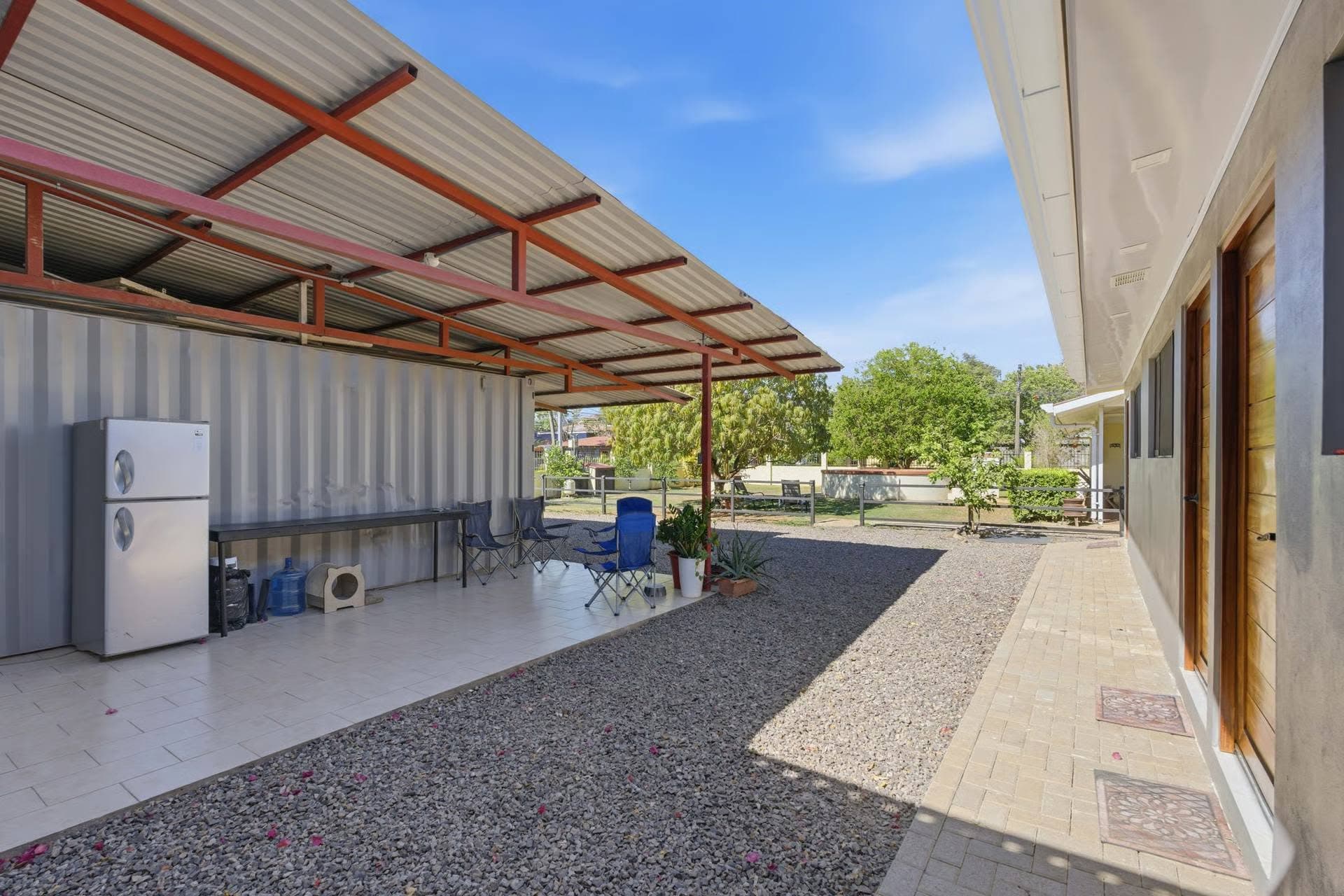 Gated Income Property in the Middle of Sardinal, photo 31