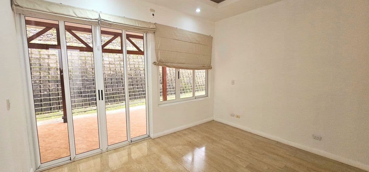 Spacious Family Home with Arenal Volcano Views in Florencia, photo 17
