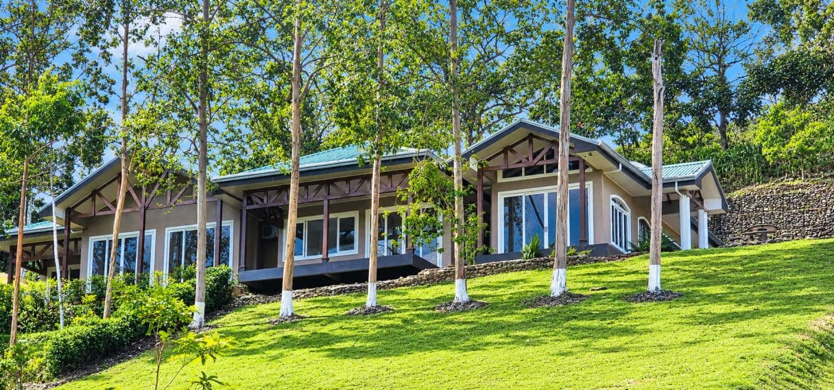 Spacious Family Home with Arenal Volcano Views in Florencia