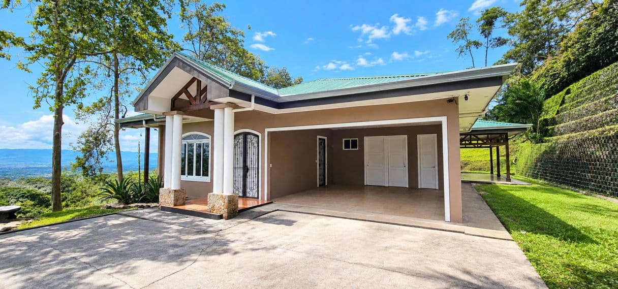Spacious Family Home with Arenal Volcano Views in Florencia, photo 22