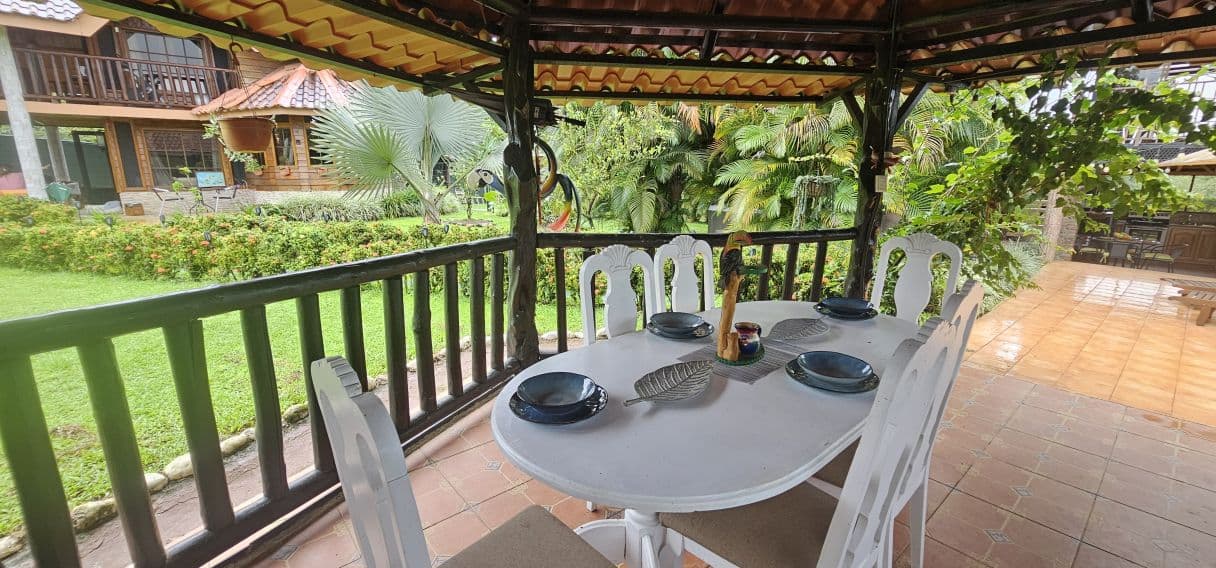 Turnkey Airbnb Property for sale with 3 Cabins Near La Fortuna, photo 21