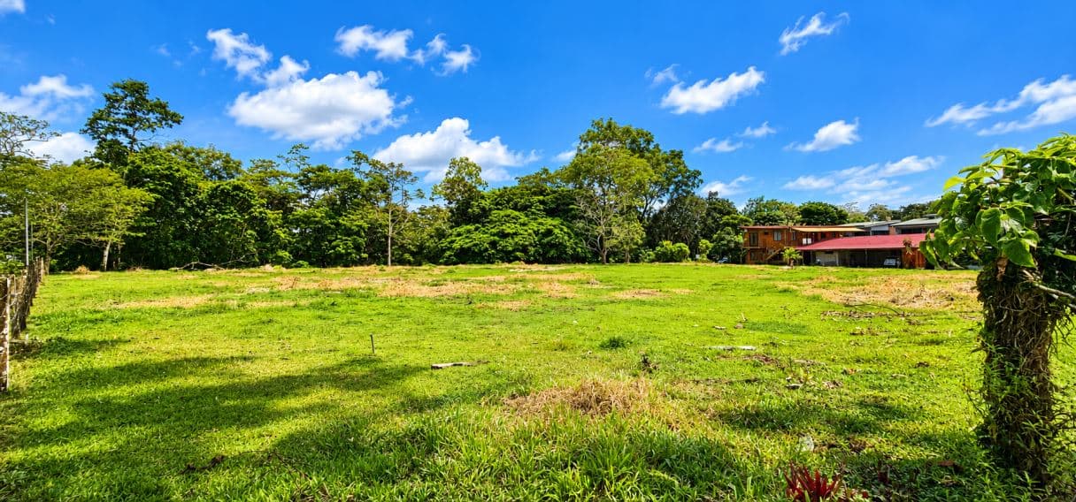 Build in the Heart of La Fortuna – 4,261 m² with Direct Arenal Volcano Views, photo 3