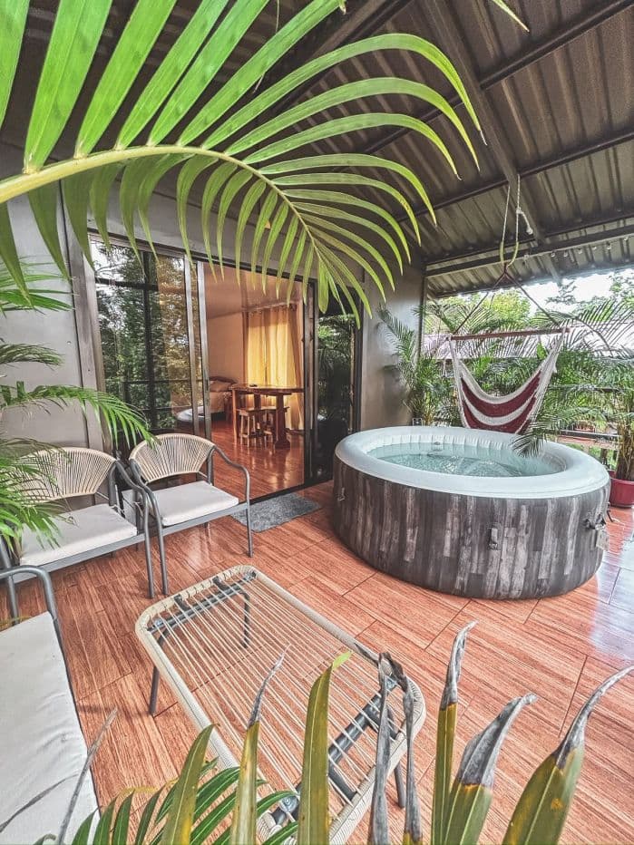 Property with 4 Cabins, Main House, Pool & 6,569 m² for Sale in La Tigra, San Carlos – 30 Minutes from La Fortuna, photo 6