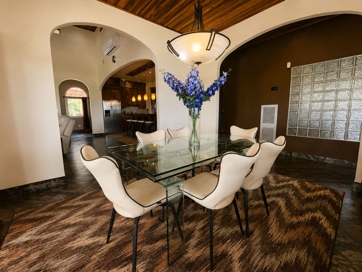 Distinguished Private Estate Villa Tranquila with Panoramic Lake Arenal Views, Guest House & Heated Indoor Pool, photo 17