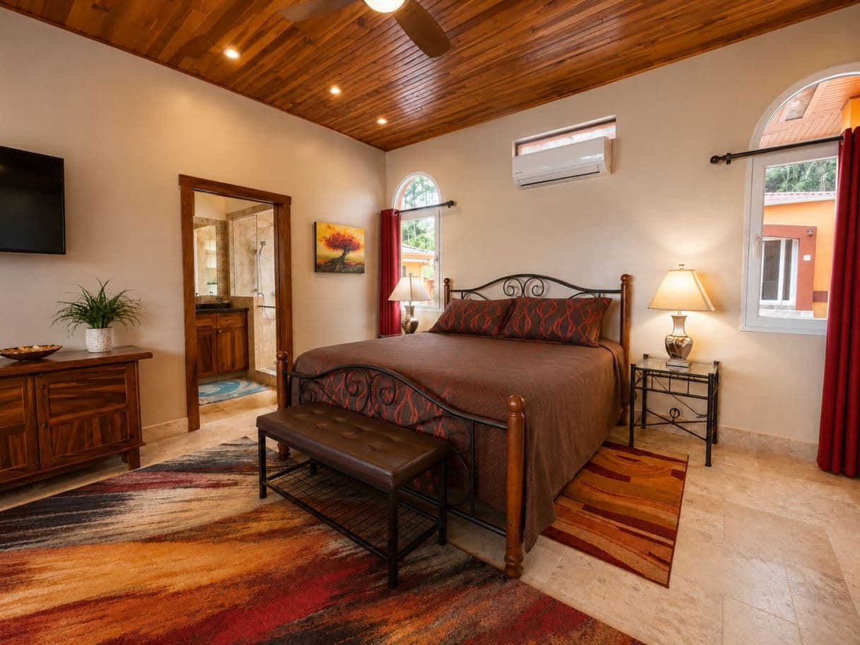 Distinguished Private Estate Villa Tranquila with Panoramic Lake Arenal Views, Guest House & Heated Indoor Pool, photo 22