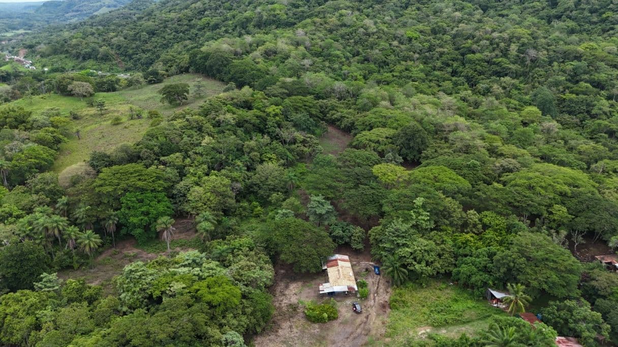 Commercial Lot with a House and Three Rental Cabins, Offering Business Potential Along Route 1 — Lourdes de Abangares, photo 13