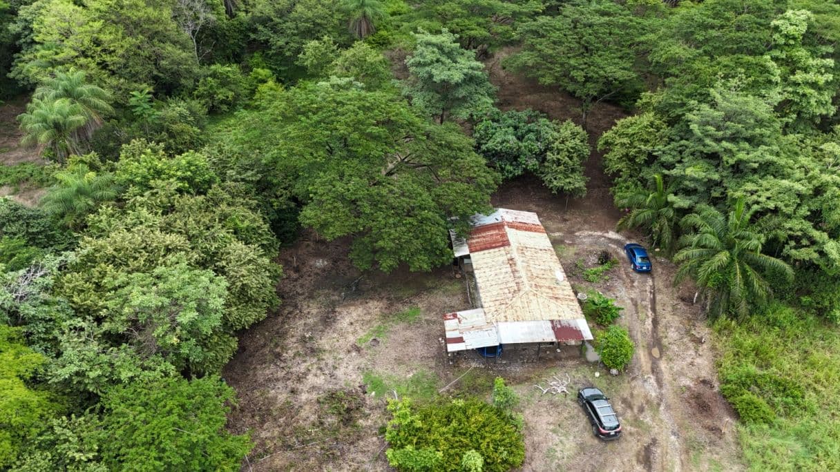Commercial Lot with a House and Three Rental Cabins, Offering Business Potential Along Route 1 — Lourdes de Abangares, photo 11